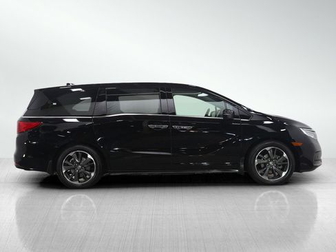 Used 2023 Honda Odyssey Elite image 6