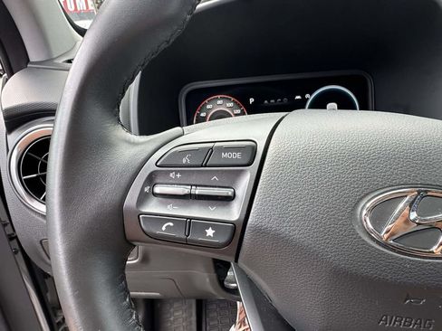 Used 2023 Hyundai Kona Limited AWD/4WD image 33