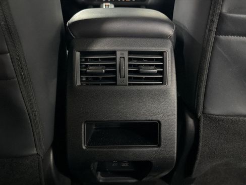 Used 2024 Mitsubishi Outlander SE Black Edition AWD/4WD image 35