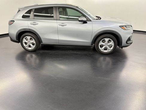 Certified 2023 Honda HR-V LX image 8