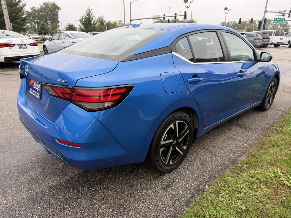 Used 2024 Nissan Sentra SV FWD image 5