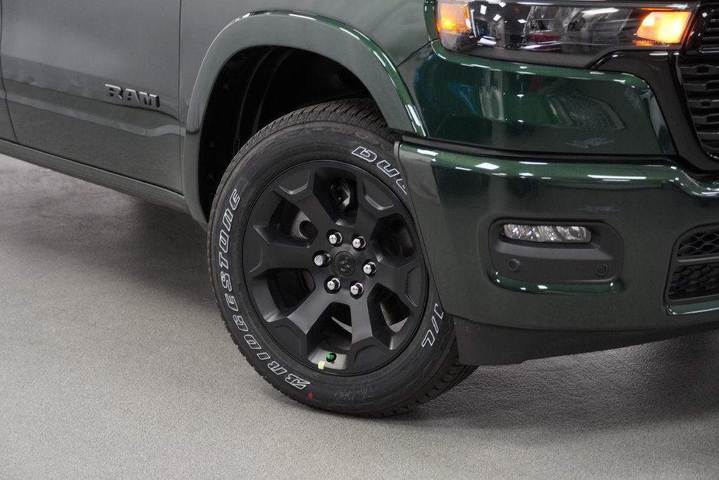 New 2026 RAM 1500 Big Horn AWD/4WD image 4