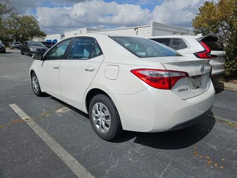 Used 2014 Toyota Corolla LE image 10