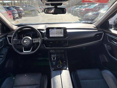 Certified 2023 Nissan Rogue Platinum image 8