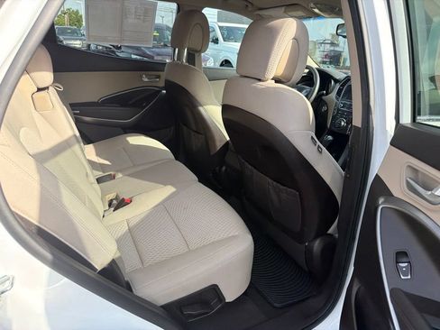Used 2018 Hyundai Santa Fe Sport w/ 2.4L Value Package 02 AWD/4WD image 17