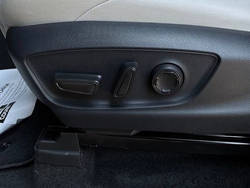 New 2026 Toyota Tacoma Limited AWD/4WD image 13