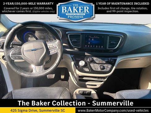Used 2019 Chrysler Pacifica Touring-L FWD image 44