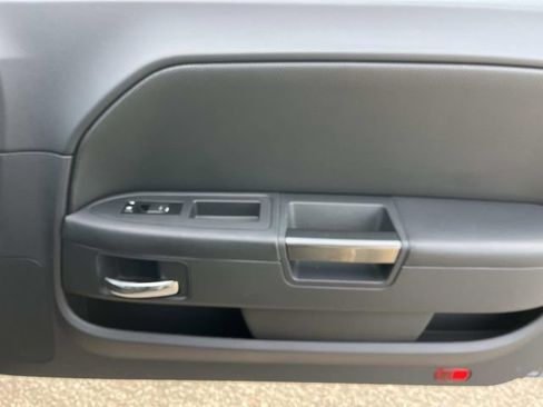 Used 2010 Dodge Challenger R/T image 16