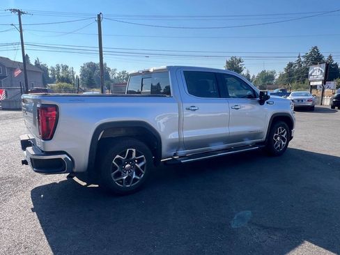 Used 2022 GMC Sierra 1500 SLT w/ SLT Premium Plus Package AWD/4WD image 20