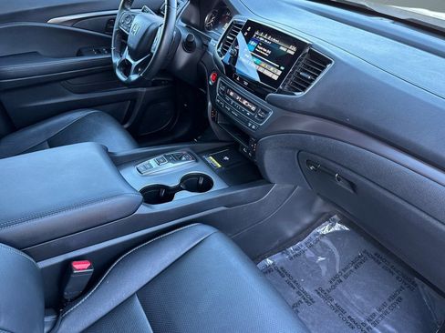 Used 2024 Honda Passport EX-L image 31