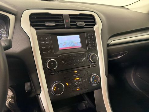 Used 2015 Ford Fusion S FWD image 13