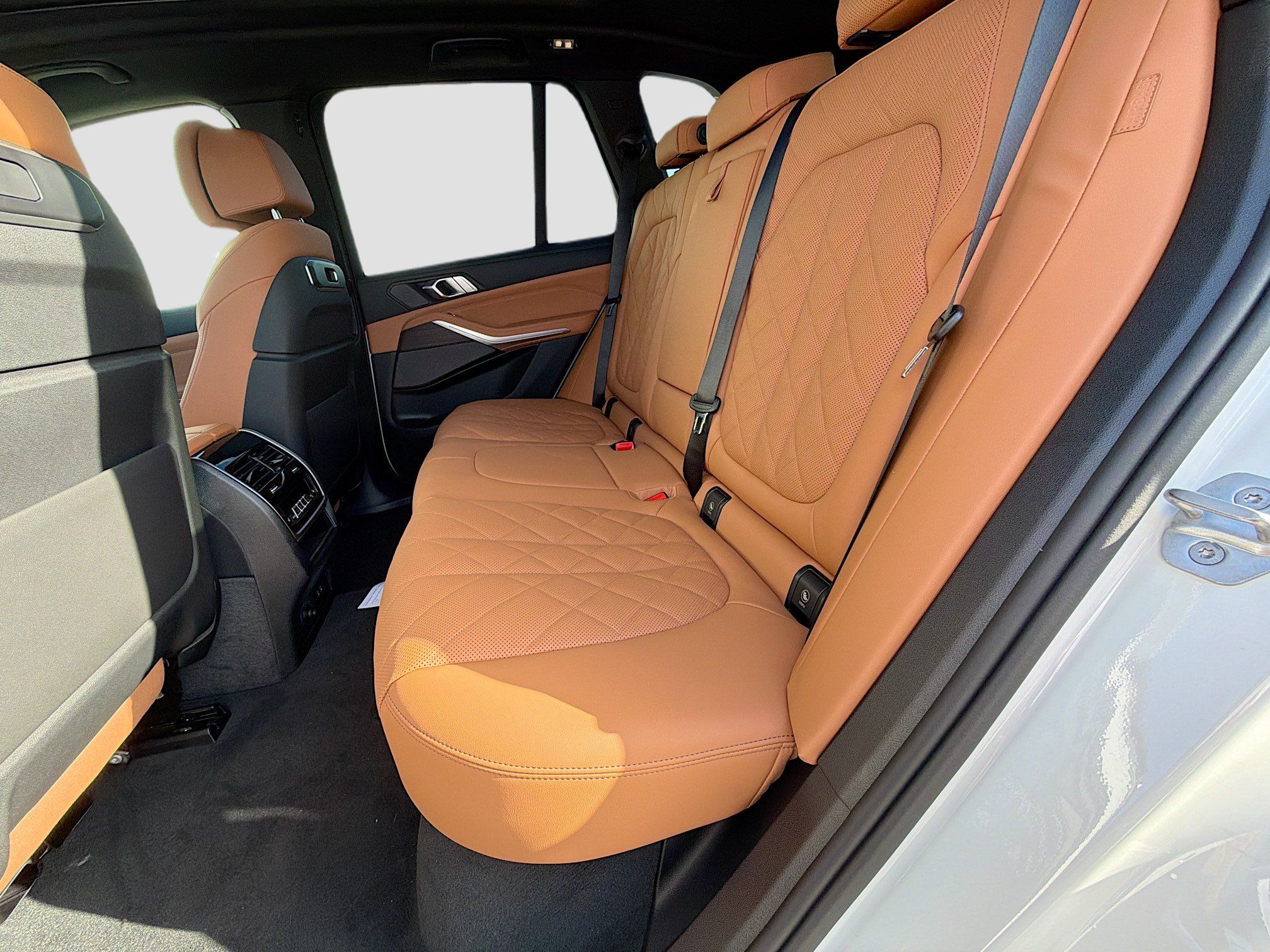 New 2026 BMW X5 xDrive50e w/ M Sport Package AWD/4WD image 21