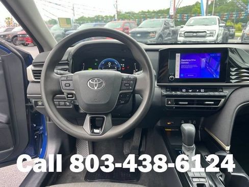 Used 2025 Toyota Camry LE FWD image 16