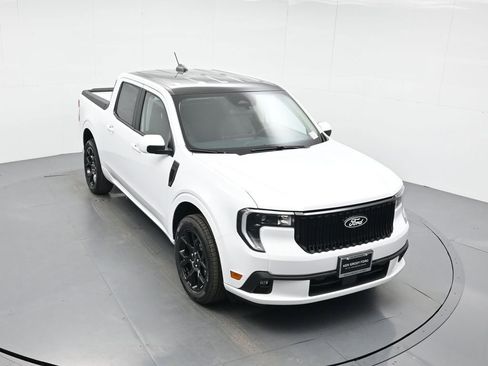 New 2025 Ford Maverick Lobo image 37
