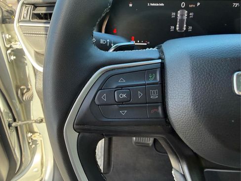 Used 2024 Jeep Grand Cherokee Altitude AWD/4WD image 25