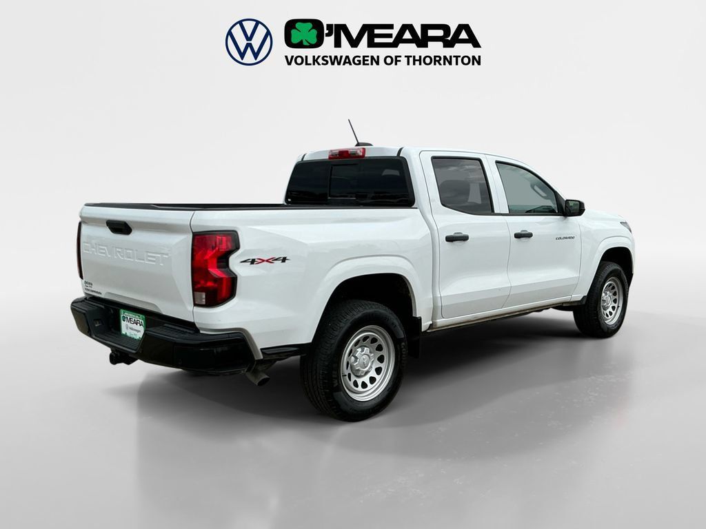 Used 2025 Chevrolet Colorado W/T w/ Advanced Trailering Package AWD/4WD image 5