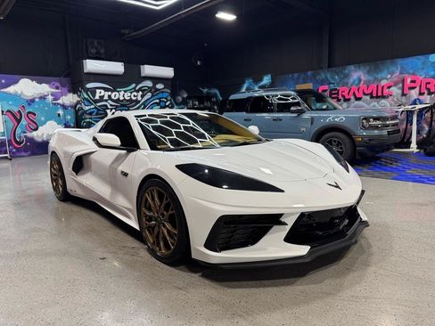 Used 2023 Chevrolet Corvette Stingray Premium Conv w/ Z51 Performance Package RWD image 7