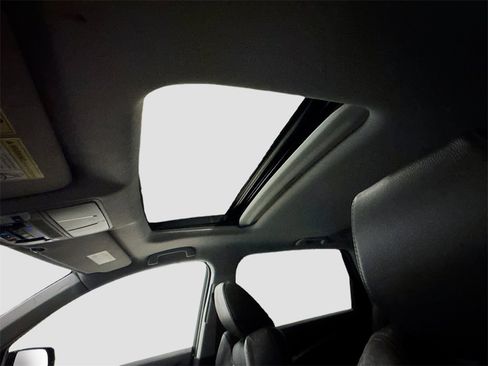 Used 2017 Acura MDX SH-AWD w/ Technology Package image 25