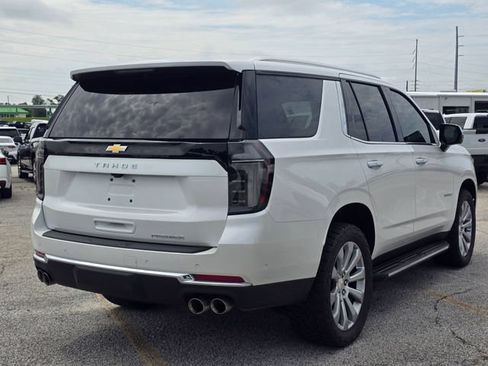 Used 2025 Chevrolet Tahoe Premier AWD/4WD image 5