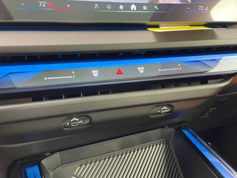 New 2026 BMW X3 xDrive30 w/ Premium Package image 26