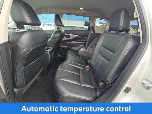 Used 2022 Nissan Murano SV FWD image 9