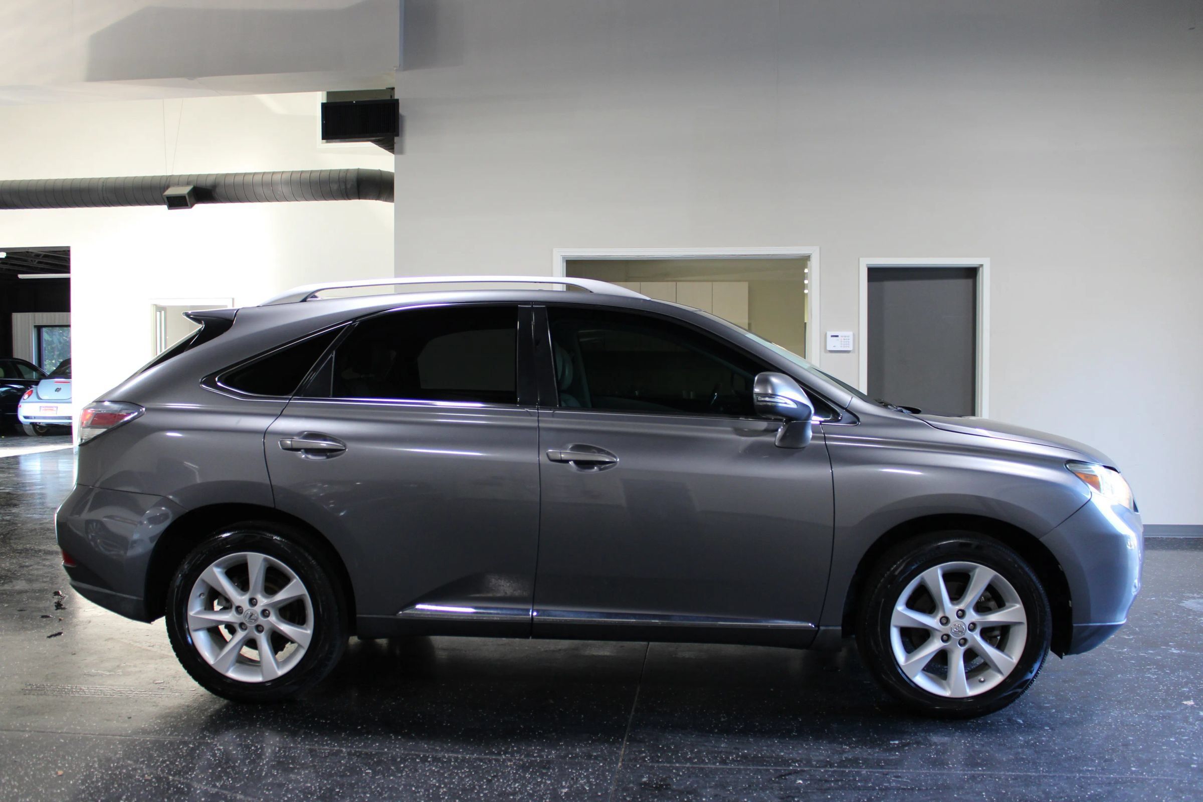Used 2012 Lexus RX 350 FWD w/ Premium Pkg image 2