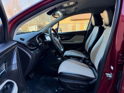 Used 2019 Buick Encore Preferred image 11