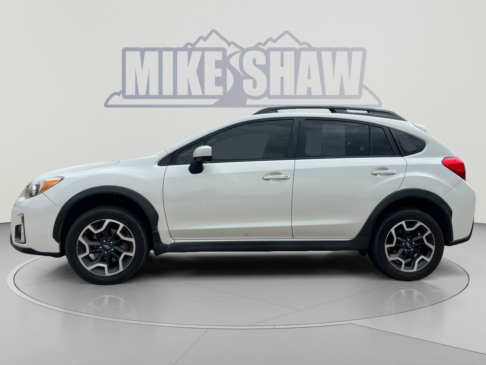Used 2016 Subaru Crosstrek 2.0i Premium w/ Moonroof Package AWD/4WD image 2