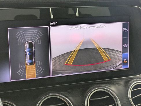 Used 2018 Mercedes-Benz E 300 image 25