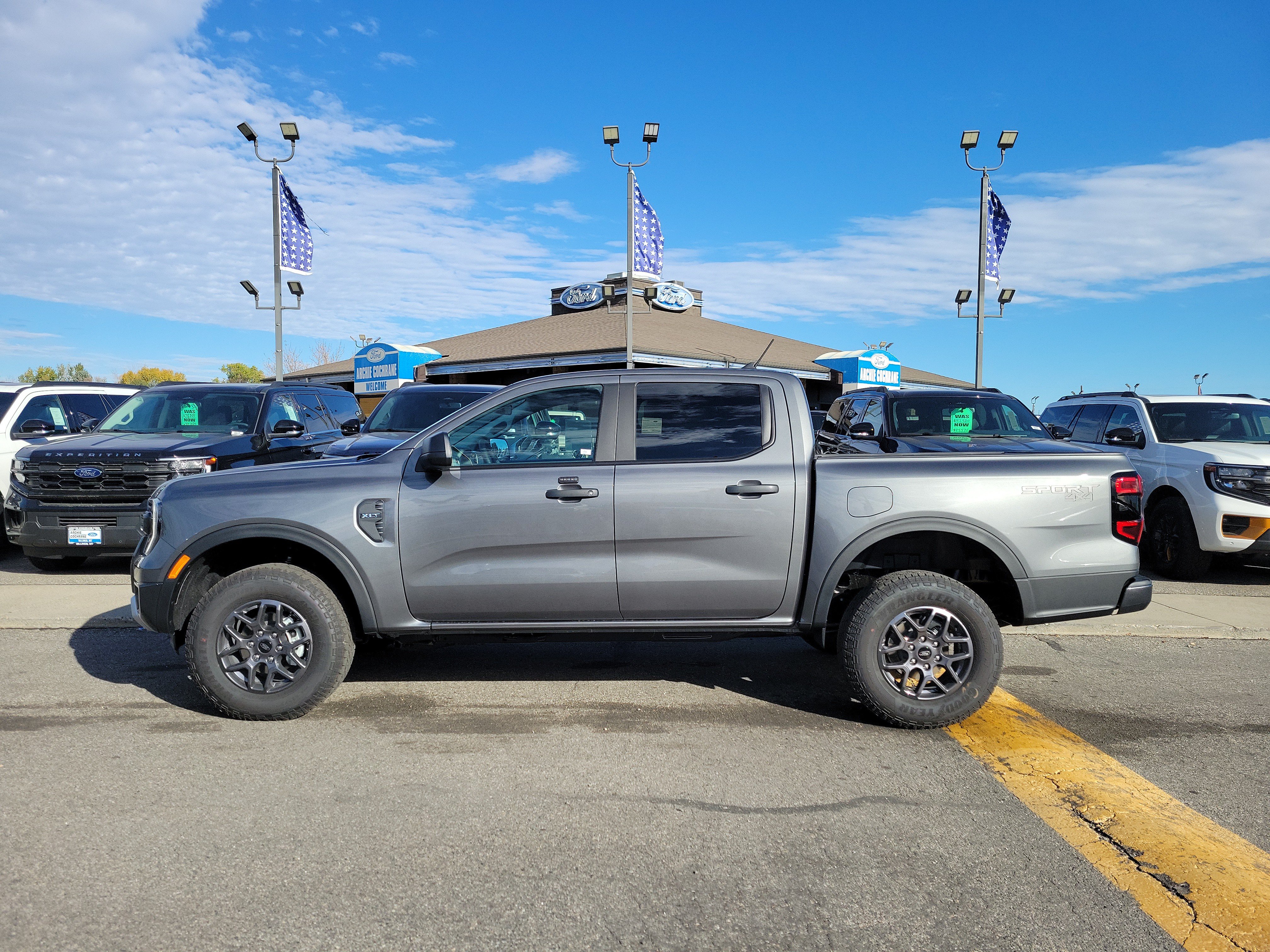 New 2026 Ford Ranger XLT w/ Equipment Group 301A High AWD/4WD image 2