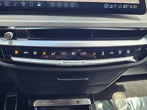 New 2026 Cadillac Lyriq V AWD/4WD image 32