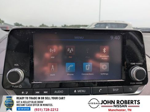 Used 2023 Nissan Altima 2.5 S FWD image 12
