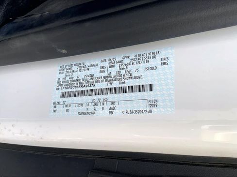 Used 2025 Ford Transit 250 148 Medium Roof Extended AWD image 30