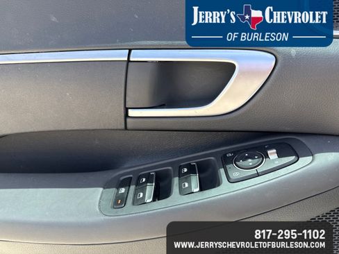 Used 2022 Hyundai Sonata SE FWD image 15
