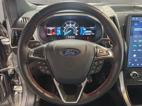 Used 2023 Ford Edge ST-Line w/ Class II Trailer Tow Package AWD/4WD image 24