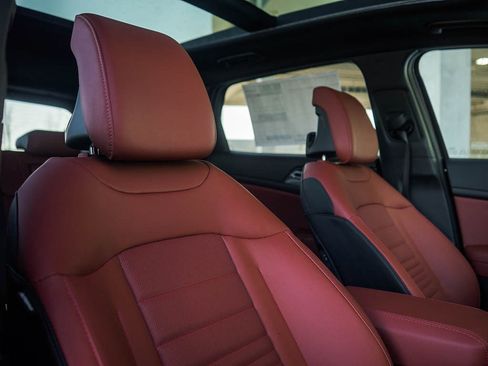 New 2026 Kia Sportage SX image 12