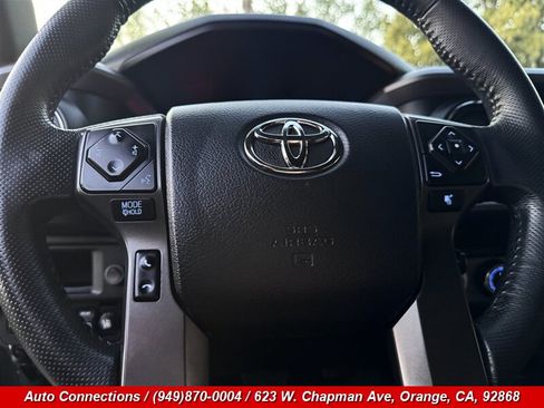 Used 2017 Toyota Tacoma TRD Off-Road w/ Tow Package (A/T) AWD/4WD image 12