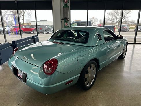Used 2002 Ford Thunderbird Deluxe image 7