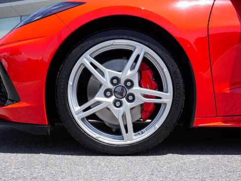 Used 2025 Chevrolet Corvette Stingray Preferred Cpe w/ Z51 Performance Package RWD image 28