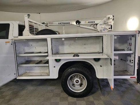 Used 2023 Chevrolet Silverado 3500 W/T w/ WT Convenience Package image 5