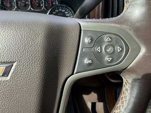 Used 2017 Chevrolet Silverado 1500 High Country image 14