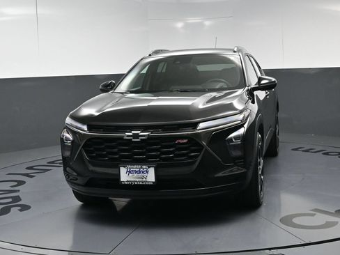Used 2026 Chevrolet Trax RS w/ Driver Confidence Package FWD image 5