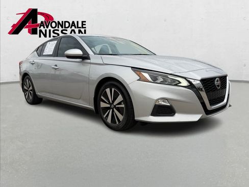 Certified 2022 Nissan Altima 2.5 SV image 9