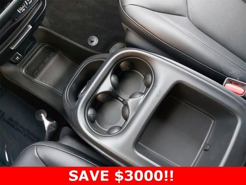 New 2025 Chrysler Pacifica Select image 26