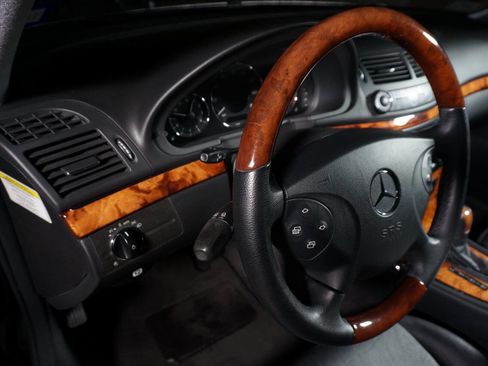 Used 2006 Mercedes-Benz E 350 Sedan image 21