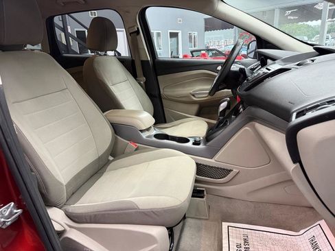 Used 2015 Ford Escape SE AWD/4WD image 9