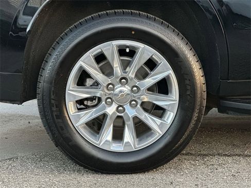 Used 2024 Chevrolet Tahoe Premier image 32