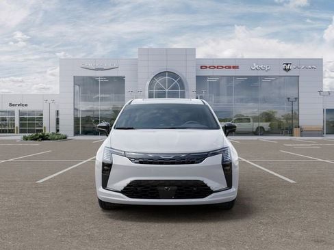 New 2027 Chrysler Pacifica Select AWD/4WD image 6