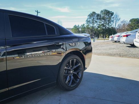 Used 2021 Dodge Charger SXT w/ Blacktop Package image 29