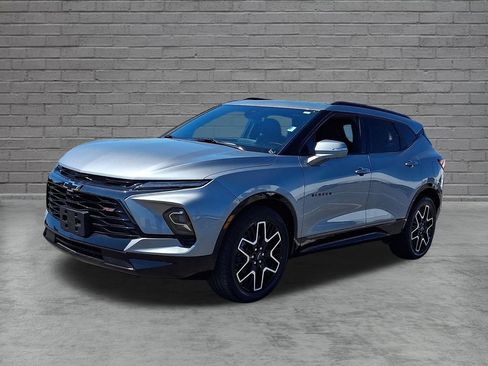 Used 2023 Chevrolet Blazer RS w/ Driver Confidence II Package AWD/4WD image 6